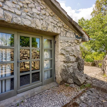 Lovely In With Wifi Malinska