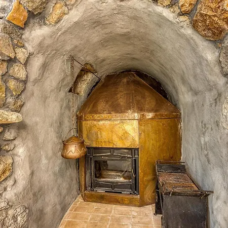 Holiday home Lovely In With Wifi