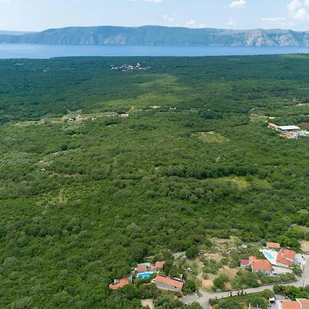 Lovely In With Wifi Holiday home Malinska