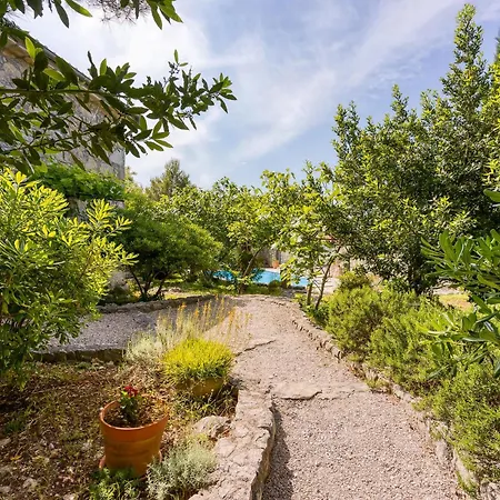 Lovely In With Wifi Holiday home Malinska