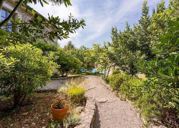 Lovely In With Wifi Holiday home Malinska