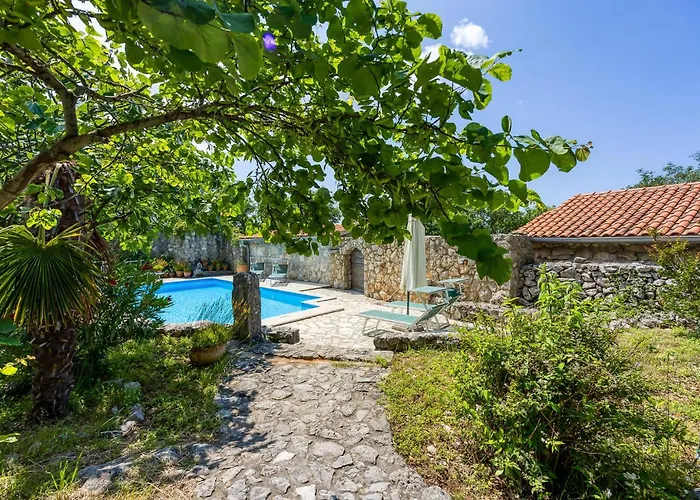 Lovely In With Wifi Holiday home *