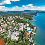 Lovely In With Wifi Сasa de vacaciones Malinska